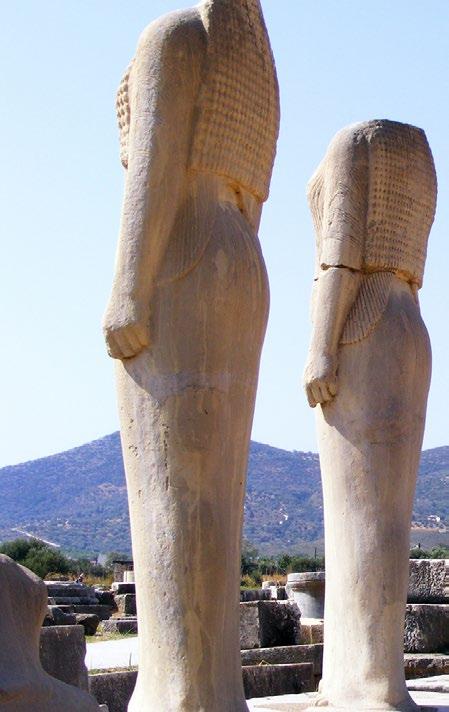 ΣΑΜΟΣ Ιστορία και Πολιτισμός * Η Σάμος, νήσος του Β.Α. Αιγαίου, εκτείνεται ανατολικά του Ικάριου πελάγους, έχει έκταση 470 τ.χιλ. και ανάπτυγμα ακτογραμμής 79 περίπου μιλίων.