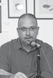 συντεχνία, απονευρώνοντας ταυτόχρονα δεκάδες άλλους κλάδους επαγγελματιών, οι οποίοι μοιραία αναλαμβάνουν τον επικουρικό ρόλο του παρία.