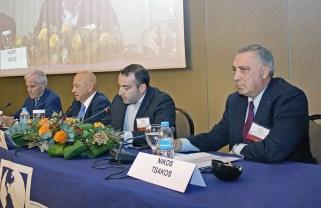 κατά σειρά πάνελ του 9ου Annual Capital Link Operational Excellence in Shipping Forum. Πιο συγκεκριµένα, ο κ. Louis Dreyfus, πρόεδρος της Louis Dreyfus Armateurs S.A. και πρώην πρόεδρος της BIMCO, o κ.