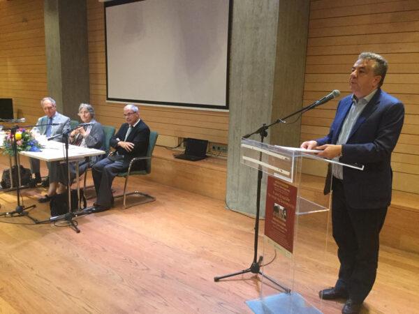 Οι συμμετέχοντες ομιλητές στο επιστημονικό συμπόσιο Χρύσα Μαλτέζου, συντονίστριες Ινστιτούτου τίς Πασχάλης Χρύσα Βυζαντινών Κιτρομηλίδης Μαλτέζου και (ομιλητές- (Ακαδημαίκο, μεταβυζαντινών π.