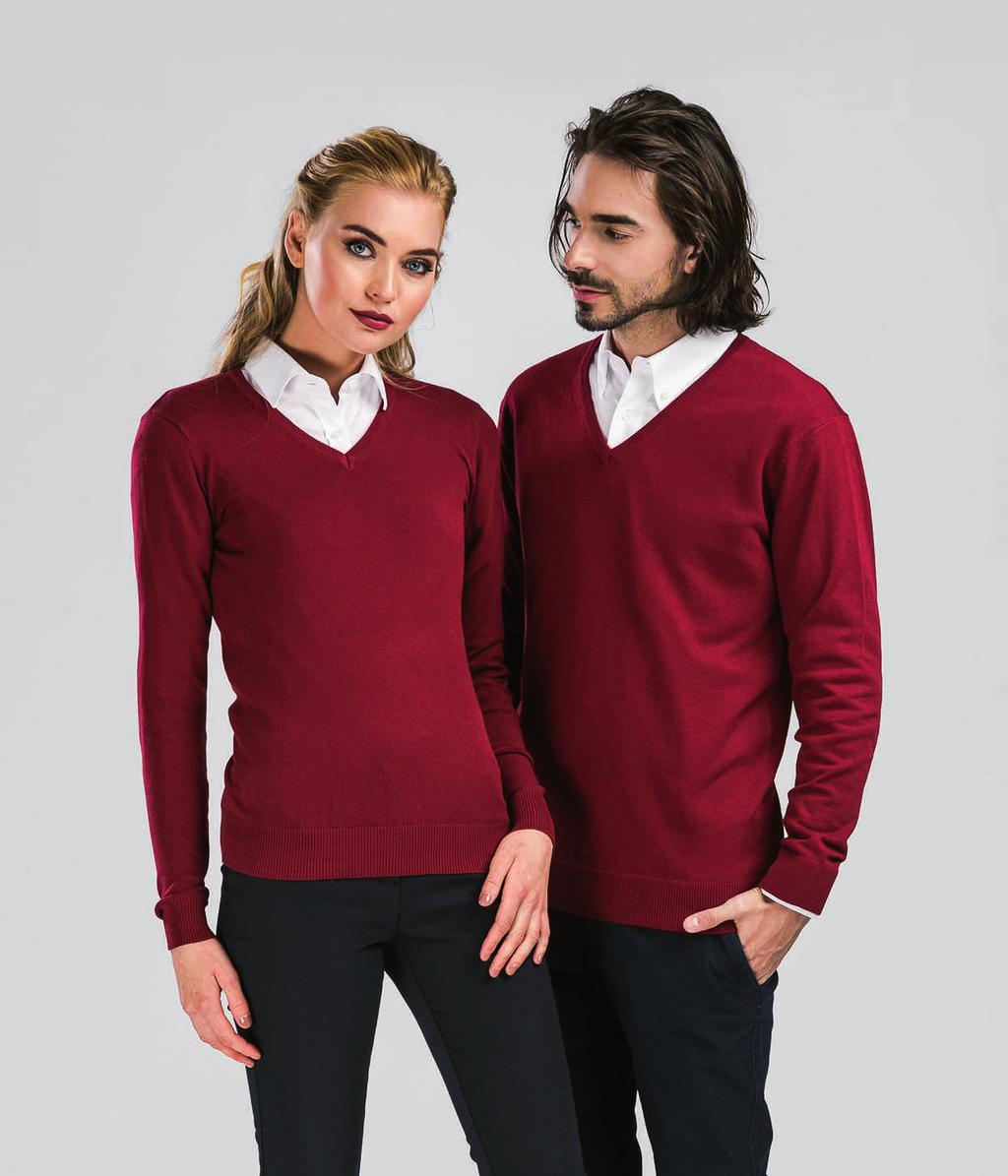 54 TH Clothes 2019 / SELECTION / Milan + Milan Women "V-neck" jumpers are essential to classy