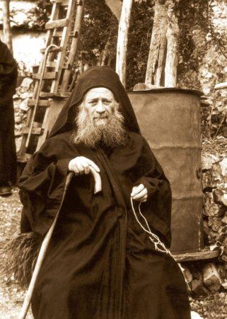 Ο Γέρων Ιωσήφ ο Ησυχαστής, «δους αίμα και λαβών πνεύμα», εβίωσε το εθελούσιον και αναίμακ μαρτύριον της μοναχικής πολιτείας, το οποίον και μετέδωκεν εις τα πνευματικά αυτού τέκνα δια του ενθέου