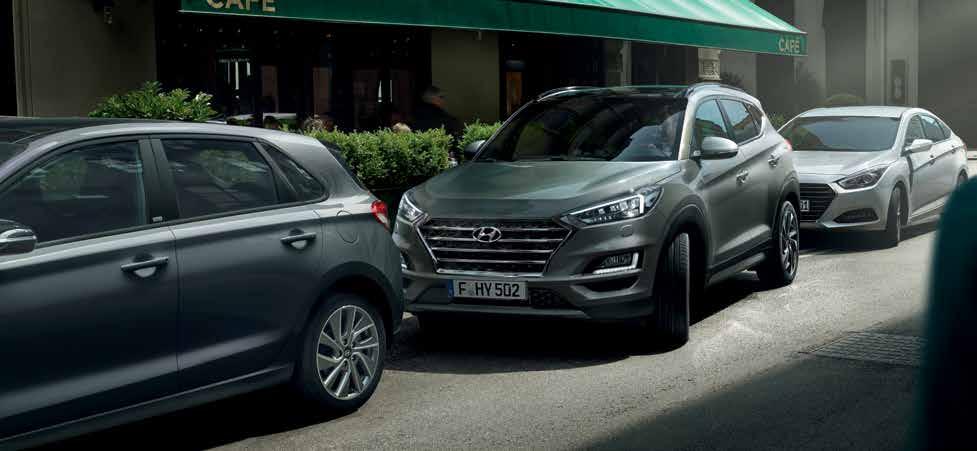 16 Οι προηγμένες τεχνολογίες Hyundai SmartSense ΤΜ έχουν σχεδιαστεί για να παρέχουν σε όλους τους επιβάτες μεγαλύτερη ενεργητική ασφάλεια και στον οδηγό μια ήρεμη και ευχάριστη οδήγηση.