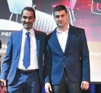 Manager της εταιρείας Χαράλαμπος Πηλατούτας και η Σόφη Μιχαηλίδου, Διευθύντρια Γραφείου Τύπου και Πληροφοριών, στον