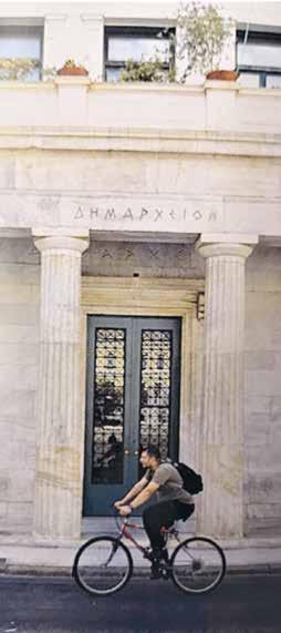 Επισημαίνεται, ωστόσο, ότι εκ της θέσης της η Ελισάβετ δεν μπορεί να παρέμβει στο ζήτημα αυτό.