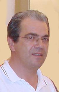 Γνωστικό Αντικείμενο: Εφαρμοσμένα Μαθηματικά Ερευνητικά Ενδιαφέροντα: Μερικές Διαφορικές Εξισώσεις, Διαφορ. & Ολοκληρ.