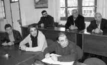 αιτήματα, για τα οποία ζητείται ικανοποίηση: α)αύξηση των Κεντρικών Αυτοτελών Πόρων (ΚΑΠ) β)σε περίπτωση προκήρυξης άλλου προγράμματος, να συνεχιστεί η φιλοσοφία του ΦΙΛΟΔΗΜΟΣ γ)να εγγυηθεί το κράτος