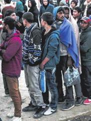Σε ένα διήμερο «στημένο» συνέδριο η Φώφη Γεννηματά θα προσπαθήσει να