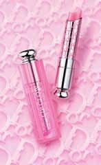 BEAUTY trend Με τη Νεφελη ΚυπριαΝου Lip Balm Spf 15, Bobbi Brown, ειδικά σχεδιασμένο lip balm, εμπλουτισμένο με φύτρο σταριού, αβοκάντο και ελαιόλαδο. προστατεύει και ενυδατώνει αμέσως τα χείλη σου.