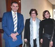 Ο Μάικ Μέρφι και η Άρτεμις Πνευματικού Η Εύα Νεοφύτου, η Ελίζα Μαρκίδου, και η Στέλλα Μαλλούπα Ο Κωνσταντίνος Κυριάκου και η Κωνσταντίνα Χατζηζαχαρία Ο ομιλητής Σάββας Αδαμίδης OK!