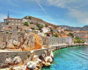 διαχείριση του διεθνούς οργανισμού Barcelo Hotels & Resorts),