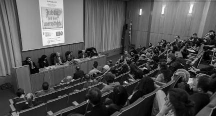 11 ο, το Ολοκαυτωµα και η φιλοσοφικη σκεψη Εθνικό Καποδιστριακό Πανεπιστήµιο Αθηνών Χαιρετισµός του Γιώργου Παπαοικονόµου, µέλους του Εργαστηρίου Πολιτικής Φιλοσοφίας: "Από την Πράξη στη Θεωρία" και