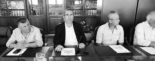 Το νέο προεδρείο πήρε την θέση του, έκανε μια σύντομη τοποθέτηση ο νέος πρόεδρος Άρης Λαζαρίδης, ο δήμαρχος Κ. Βοργιαζίδης και οι επικεφαλής των συνδυασμών.
