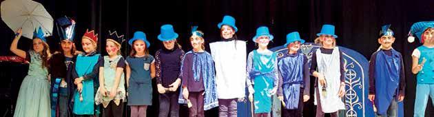 Improvisation von Körperbewegung und Tanz zu Musik, Pantomime als Körper - und Ausdruckstraining. Eine Aufführung, an die sich Kinder persönlich als besonderes Schulerlebnis nachhaltig erinnern.