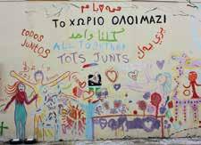 Sie sind bereit zum Transport nach Lesbos, Chios und Athen, wo unsere Schule verschiedene Flüchtlingsprojekte unterstützt. Mit einer großen Feier in der Aula wurde am 21.