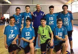 In dem el classico mit der Deutschen Schule Thessaloniki (DST) in Athen (ab diesem Jahr ein Austausch jährlich), an dem wir mit jüngeren Kindern aus unserer Mannschaft teilnahmen, wurde die Tradition