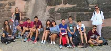 Weiterhin hatten die Schülerinnen und Schüler Gelegenheit, Städte und Sehenswürdigkeiten von historischer Bedeutung zu besuchen (das ehemalige Konzentrationslager Buchenwald, die Städte Bayreuth,