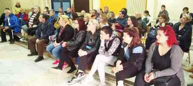 του Με ενδιαφέρον παρακολούθησαν οι γονείς την παρουσίαση του Α.Ο. ΠΥΡΓΟΥ με 5 τμήματα Κ9-Κ10-Κ11-Κ12-Κ16 το τριήμερο 30/4 με 2/5.