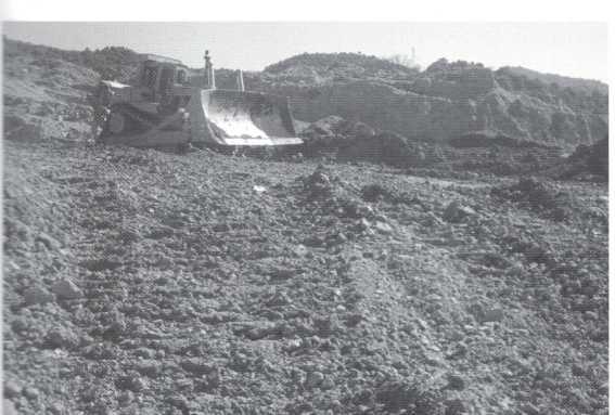 7.4 ΜΗΧΑΝΗΜΑΤΑ Οι προωθητές (bulldozers), είναι χωματουργικά μηχανήματα Εικόνα 20.