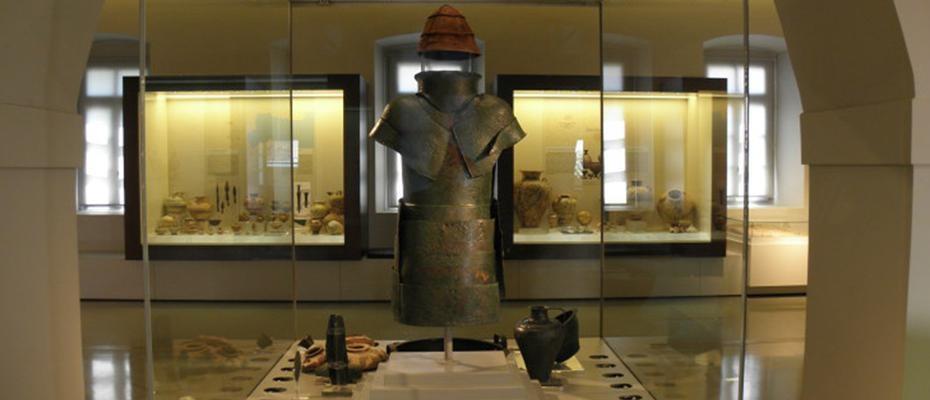 Μυκηναϊκή χάλκινη πανοπλία: «Η πανοπλία των Δενδρών» Αρχαιολογικό Μουσείο