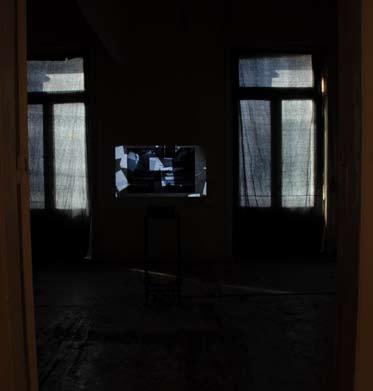 The work seeks positions and outposts on the border between nature and image.