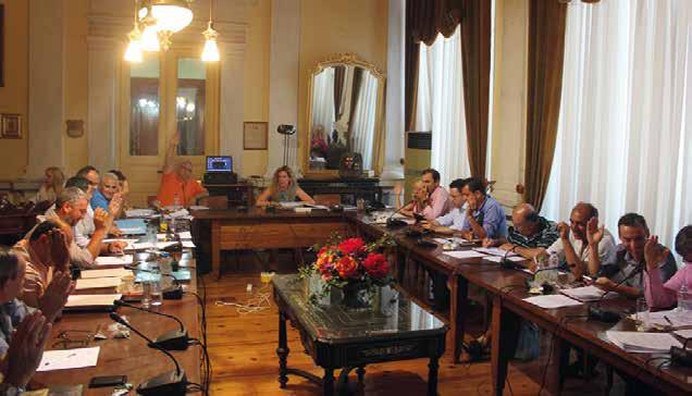 Το Θέμα Της ΑΝΝΑΣ-ΤΕΡΕΖΑΣ ΔΑΛΜΥΡΑ 11 ωτοδικείο Σύρου για παράληψη της Δ/νσης Πολεοδομίας της π. Νομαρχιακής υ αφορά υπόθεση της Κέας με υψηλή οφειλή.