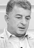 Κούτσια Πανεπιστημίου Θεσσαλονίκης (1983-1989) και Διδάκτορας της Ιατρικής Σχολής του Α.Π.Θ. (Βαθμός «Αριστα»).