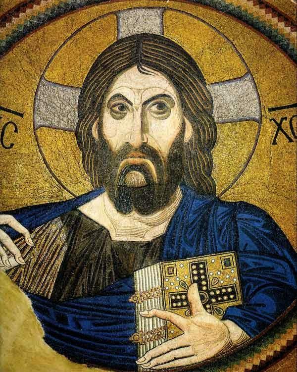 Απλώνει τα χέρια της προς τον αρχιερέα ο οποίος βρίσκεται πίσω από την ωραία πύλη και απλώνει τα χέρια του να την υποδεχτεί 131.