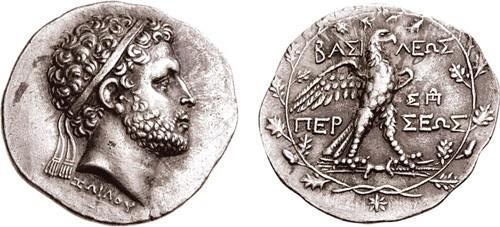 Οι πολεμικές του προετοιμασίες εναντίον των Ρωμαίων, όμως, προδόθηκαν και ο ύπατος Αιμίλιος Παύλος (Lucius Aemilius Paulus) νίκησε και