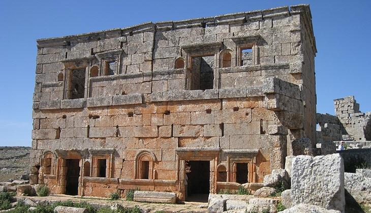 Μεγάλο πέτρινο σπίτι στο χωριό Serjilla, στη σημερινή Συρία.