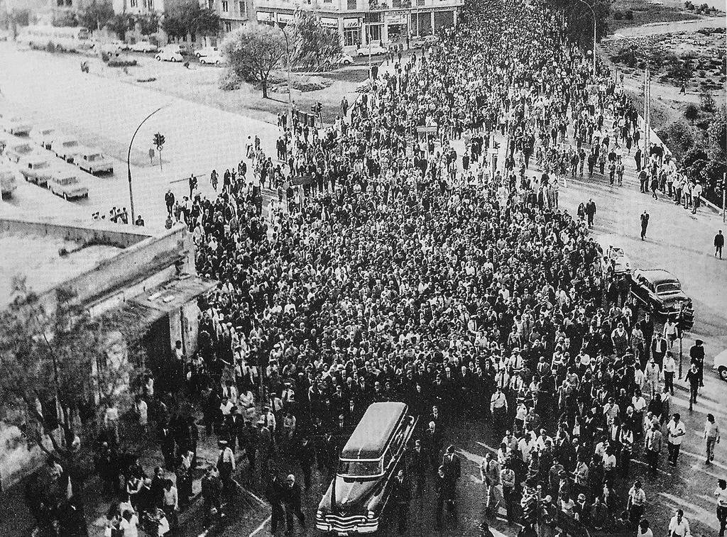 Η κηδεία του Γεωργίου Σεφέρη Πηγή εικόνας: