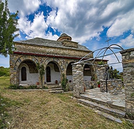 Συμμετείχε στην παμβαλκανική επανάσταση κατά των Τούρκων στο πλευρό του Καραγιώργη της Σερβίας.