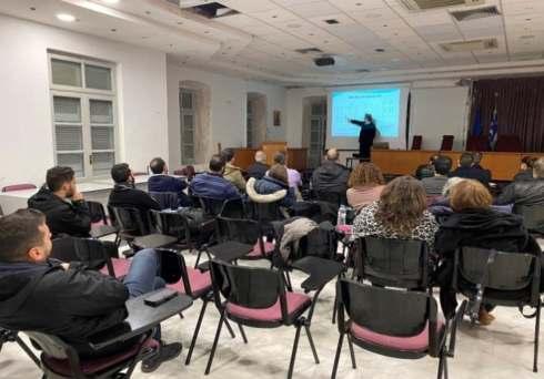 ΑΠΟΦΑΣΗ ΤΗΣ ΔΙΟΙΚΟΥΣΑΣ ΕΠΙΤΡΟΠΗΣ ΤΟΥ ΤΕΕ/ΤΑΚ ΣΧΕΤΙΚΑ ΜΕ ΤΗΝ «ΕΞΙΣΩΣΗ ΤΩΝ ΑΠΟΦΟΙΤΩΝ ΤΩΝ ΚΟΛΕΓΙΩΝ ΜΕ ΤΟΥΣ ΔΙΠΛΩΜΑΤΟΥΧΟΥΣ ΜΗΧΑΝΙΚΟΥΣ» Στις 19 Φεβρουαρίου 2020 στάλθηκε στην Υπουργό Παιδείας κ.
