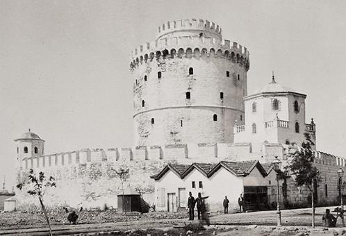 τόπους, μνημεία, έθιμα, μύθους και παραδόσεις από διάφορους τόπους της πατρίδας μας. Τις εξαιρετικές εργασίες τους μπορείτε να διαβάσετε παρακάτω κάνοντας με τη φαντασία σας «Μια βόλτα στην Ελλάδα»!