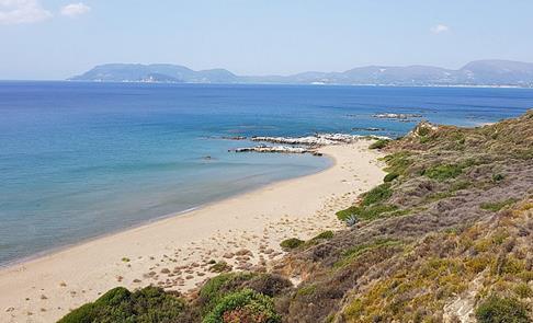 Ζάκυνθος, ο κόλπος του Λαγανά Θεοδόσης Σαχαριάδης Δ2 Το Ασκληπιείο της Κω υπήρξε το πιο φημισμένο κέντρο λατρείας του θεού της Ιατρικής Ασκληπιού και το πιο σπουδαίο θεραπευτήριο για τους ασθενείς