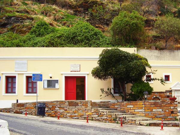 9 Υγεία ΙΑΤΡΕΙΟ ΚΕΑΣ ΕΝΗΜΕΡΩΤΙΚΕΣ ΔΡΑΣΕΙΣ Αιτηθήκαμε στο Υπουργείο Υγείας την τρίτη θέση Αγροτικού Ιατρού και με προσωπική παράσταση στη 2η ΔΥΠΕ εκθέσαμε τα προβλήματα της υποστελέχωσης του ΠΠΙ και