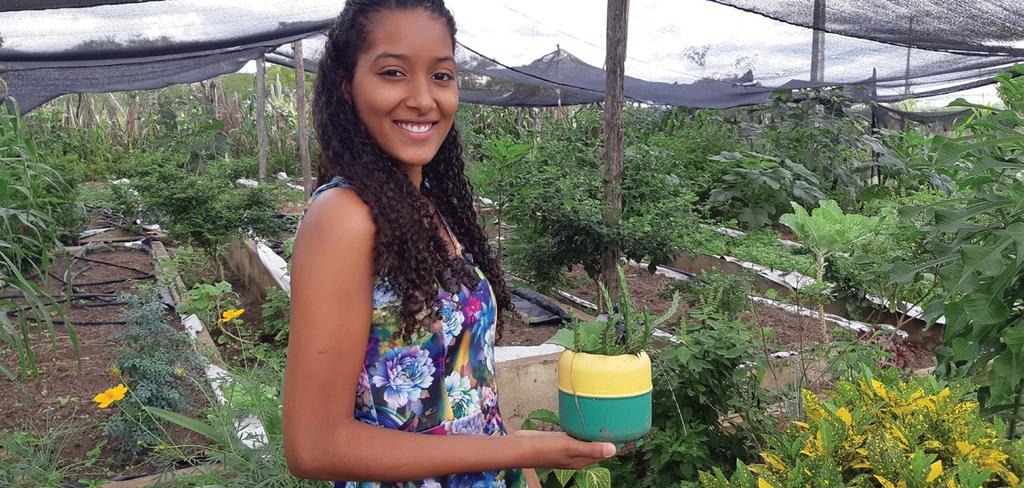 » Nathiele, 16 ετών, συντονίστρια σε ομάδα νέων, Βραζιλία Χαρήκαμε όλοι με την επιτυχία μας και ετοιμάζουμε νέες προτάσεις.