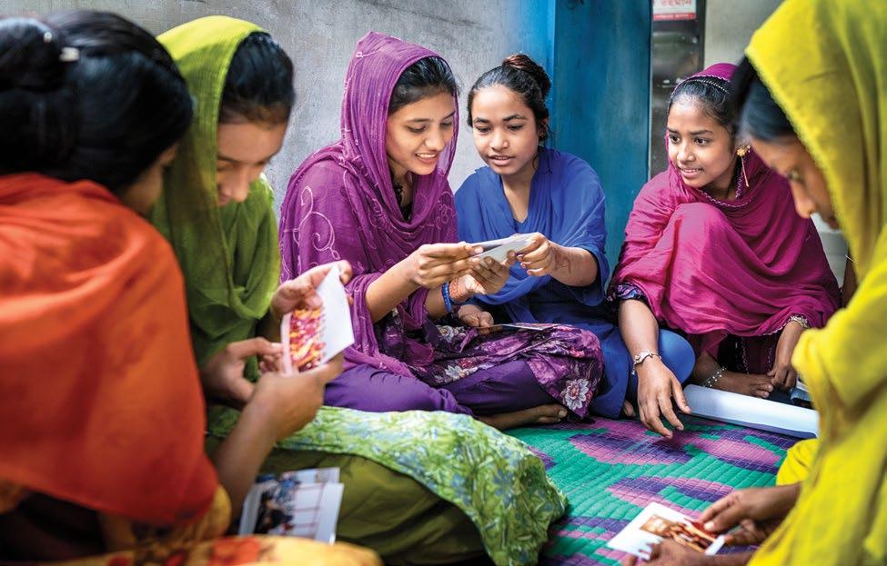 Η θεωρία αλλαγής της ActionAid Μια από τις Ομάδες Κοριτσιών ActionAid στο Μπανγκλαντές εκπαιδεύτηκε και πραγματοποίησε έρευνα κι εκστρατεία ευαισθητοποίησης για την αναπαραγωγική υγεία των κοριτσιών
