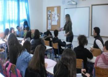 Τα παιδιά έκαναν και δύο πολύ σημαντικές επισκέψεις: Στο Τεχνολογικό Ινστιτούτο στη Θέρμη, όπου ενημερωθήκαμε από την καθηγήτρια κυρία Μπεζεργιάνη για τις νέες τεχνολογίες στη μετατροπή του