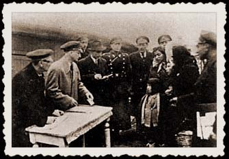 1943. Καταγραφή και εκτοπισµός Εβραίων από τη Θράκη.
