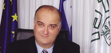Σ Η Μ Ε Ι Ω Μ Α Τ Η Σ Ε Κ Δ Ο Σ Η Σ Γ «Μικρότερο κακό είναι η αγραμματοσύνη, παρά η κακή και χωρίς μέθοδο εκπαίδευση» Αδαμάντιος Κοραής ια άλλη μια φορά κατά την έναρξη του νέου εκπαίδευση να γίνεται