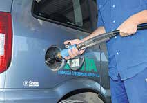Απρόσκοπτος ανεφοδιασμός για τους βασικούς οδικούς άξονες Τα οχήματα φυσικού αερίου (ιδιωτικά και επαγγελματικά) είναι εφοδιασμένα με σύστημα διπλής καύσης (βενζίνης και φυσικού αερίου) προκειμένου