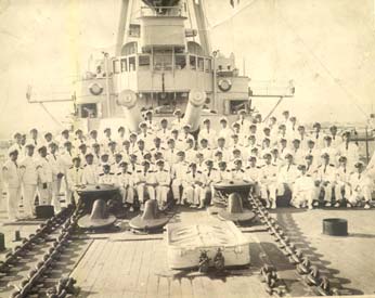 ΘΩΡΑΚΙΣΜΕΝΟ ΚΑΤΑΔΡΟΜΙΚΟ (2.403.030) Το Αβέρωφ 1920. Η Διοίκηση και το επιτελείο της. [Αρχείο : Παναγιώτου] (2.403.028) Αβέρωφ Μάιος 1911. (2.403.022) Το Θωρηκτό Αβέρωφ στο λιμάνι της Κωνσταντινούπολη το 1921.