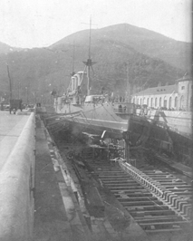 (2.403.029) Έκτακτος Δεξαμενισμός (1925) (2.403.025) Αβέρωφ (1941). Επιτάφιος επί του πλοίου. (2.403.024) Ανθράκευση του Θωρηκτού Αβέρωφ τον Οκτώβρη του 1941 στις Ινδίες.