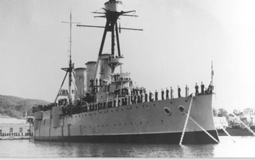 (01/09/1941 21/03/1942) Πλοίαρχος Ν. Πετρόπουλος. (23/03/1942 19/05/1942) Αντιπλοίαρχος Χ. Χατζηκωνσταντής. (20/05/1942 02/08/1942) Αντιπλοίαρχος Γ. Ζέππος.