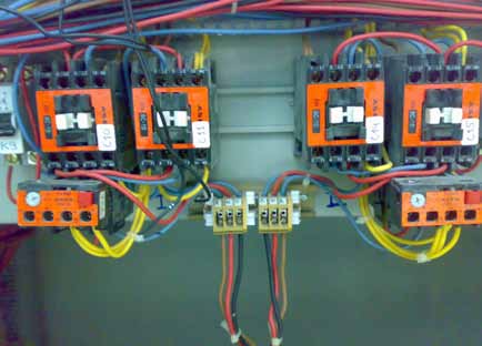 52 ΚΕΦΑΛΑΙΟ 1 ASEA EH 75 IEC 158 1 SK 823002 AC3 NEMA 380V 37KW 3 pole breaking 415V 45KW 240V 20Hp 500V 50KW 480V 50Hp 660V 37KW