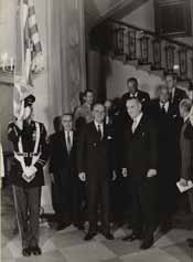 11,8 εκ. 30-40 1411 ΠΑΠΑΝΔΡΕΟΥ Γ.