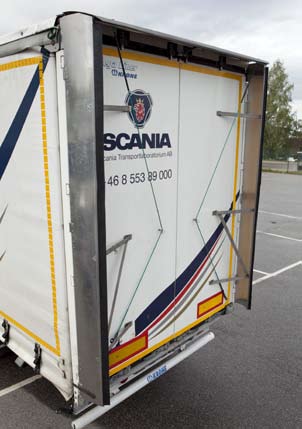 μεταξύ μας Εσωτερικά Νέα Ειδική Αεροτομή για μεγαλύτερη Οικονομία! Η Scania δοκιμάζει ειδική αεροτομή που μπορεί να περιορίσει την κατανάλωση καυσίμων ενός φορτηγού κατά 2%.