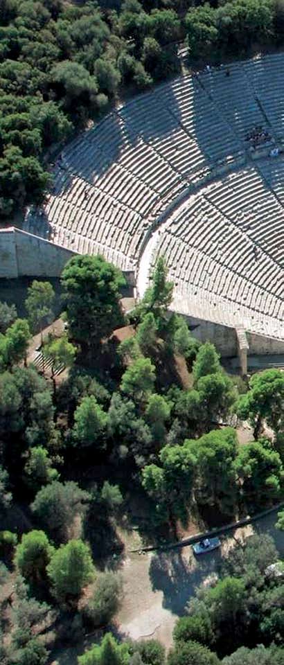 focus history Γνωρίζοντας τα αρχαία θέατρα της Ελλάδας Τα αρχαία θέατρα και ωδεία κατασκευάστηκαν αιώνες πριν, για να «στεγάσουν» τις εκφάνσεις του αρχαίου ελληνικού πνεύματος: τη δημοκρατία, τη