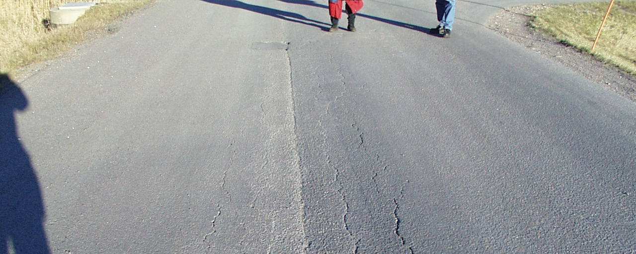 The test road was constructed in 1987 in Linköping Sweden [26] and it was almost 16 years old at the time when the samples were taken in 2003.
